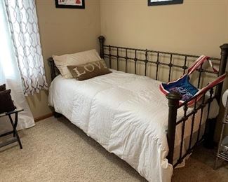 Wrought Iron Day Bed