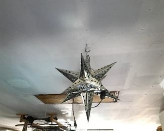 Petalos Mexican star with marbles