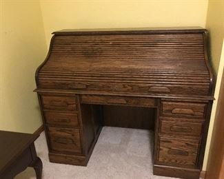 Rolltop oak desk