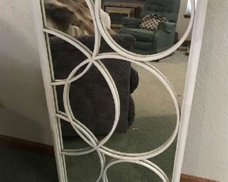 Retro circle mirror