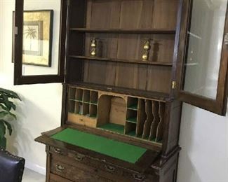 Drop leaf secretary library w/ dove tail drawers