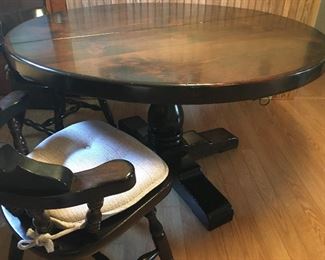 Kitchen Table w/ 5 Chairs and leaf 52x30 (without the leaf) 