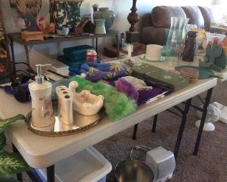 Accessories and decor