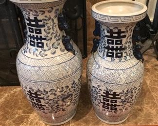 Oriental urns