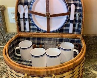 Picnic basket- Ravinia anyone?