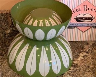 Vintage Catherine Holm Lotus Mid Century green 3pc enamel bowl set