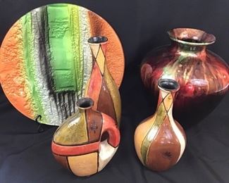 Glass and ceramic vases and plate https://ctbids.com/#!/description/share/189855