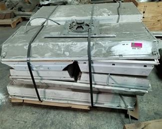 Pallet Of Commerical Fluorescent Lights