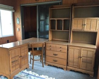 Juvenile Bedroom Set