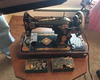 1927 Portable Singer Sewing Machine