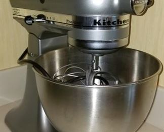 Kitchen-Aid Stand Mixer Ultra Pro