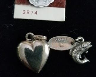Sterling Silver  Charms 
St Thomas 