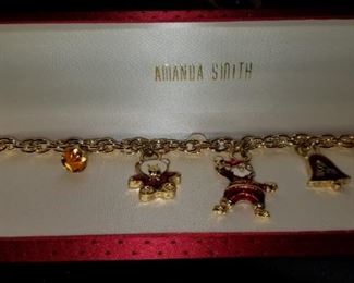 Amanda Smith Santa Bracelet in box