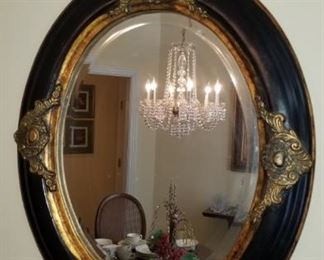 Oval decorative mirror 