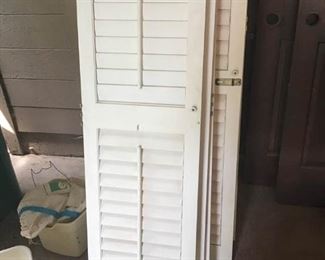 16 Shutters