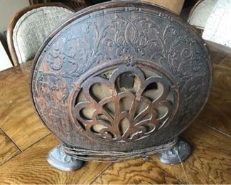 Old Time Radio Speaker