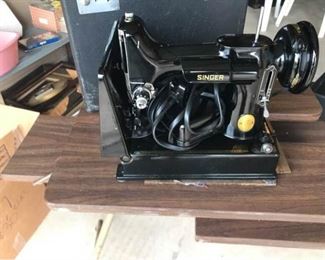 Singer Sewing Machine