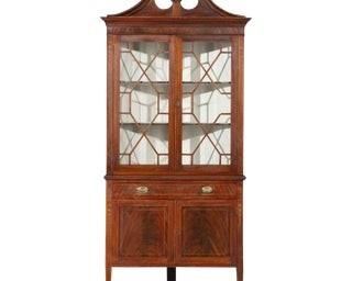 Corner cabinet