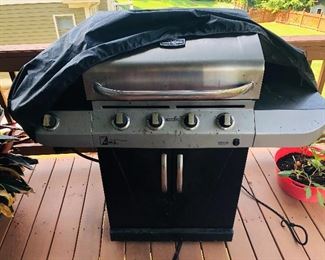 Grill in excellent condition! 