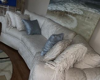 Living room couch ... really good condition