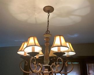 Light fixture