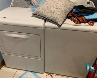 Washer and dryer%-