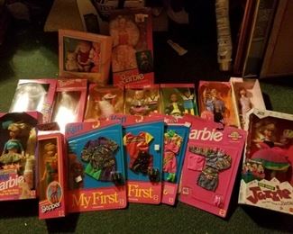 Toys / Barbies NIB