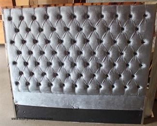  NEW Queen Size Grey Upholstered Button Tufted Headboard

Auction Estimate $200-$400 – Located Inside 