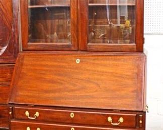  VERY CLEAN SOLID Mahogany “Henkel Harris Furniture” Bracket Foot Secretary Desk with Bookcase Top with Paperwork

Auction Estimate $700-$1500 – Located Inside 