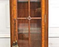  NICE “Maitland Smith Furniture” Burl Mahogany Banded and Inlaid Petite Display Cabinet with Bronze Feet and Bronze Finial

Auction Estimate $600-$1200 – Located Inside

  