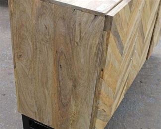  NEW Modern Design Multi Wood Finish Credenza

Auction Estimate $200-$400 – Located Inside 