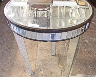 Round Mirrored Decorator Lamp Table 

Auction Estimate $100-$200 – Located Inside 
