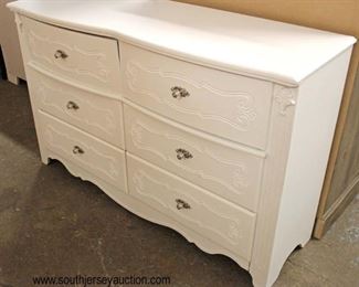 NEW 6 Drawer Shabby Chic Style Painted Dresser with Fancy Hardware

Located Inside – Auction Estimate $100-$300 