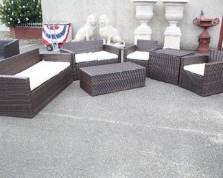  NEW 6 Piece All Weather All Season Weather Resistant Lounge Set with Lined Cushion Storage Boxes that Double as Tables

Early Bird Special – Located in the Field – Auction Estimate $200-$600 