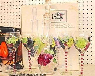  VINTAGE 5 Piece Wine Set Hand Panted with Box

Auction Estimate $10-$20 – Located Glassware 