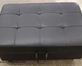 NEW Decorator Button Tufted Leather Lift Top Storage Ottoman

Auction Estimate $100-$200 – Located Inside 