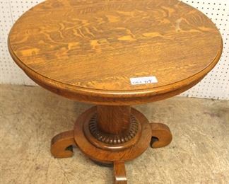 ANTIQUE Quartersawn Oak Empire Center Table

Auction Estimate $100-$200 – Located Inside 