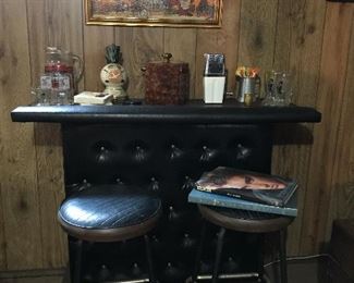 MCM Bar w/stools