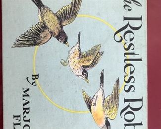 Many vintage collector books.