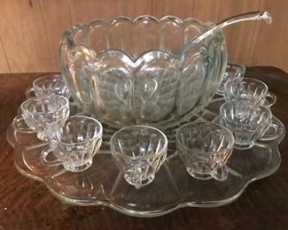 LE Smith vintage 15 piece punch bowl set