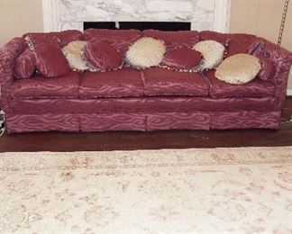 Gorgeous $6K Retail Oriental Rug
