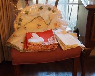 Very pretty Table Linens