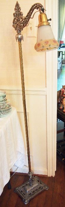 Gorgeous Vintage Floor Lamp