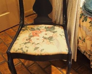 Set of 6 Vintage Chairs