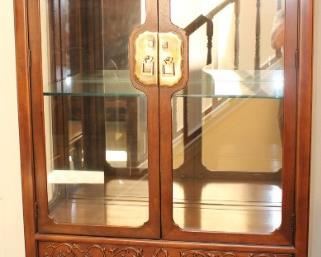 We have a pair of these display cabinets.  