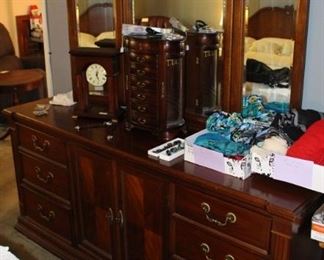 Bernhart dresser with mirror.
