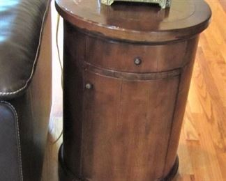 Occasional table opens on both sides