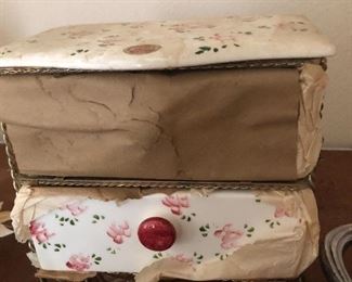 Bow with two drawer