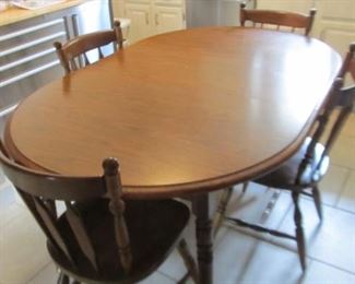 Nice kitchen table and chair set