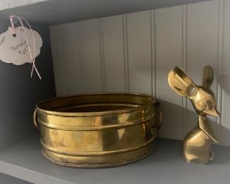 brass bowl and mouse